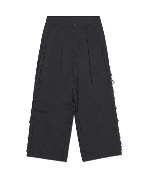 ROUGH CUT ONE TUCK PANTS - BLACK