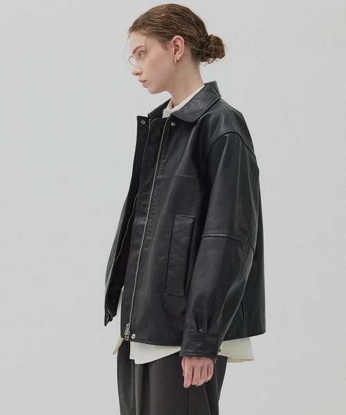 PUBLIC TOKYO（パブリックトウキョウ）の「【水牛本革】カーフレザーボクシージャケット（ライダースジャケット・レディース・ブラック・2/1）」の11枚目の写真