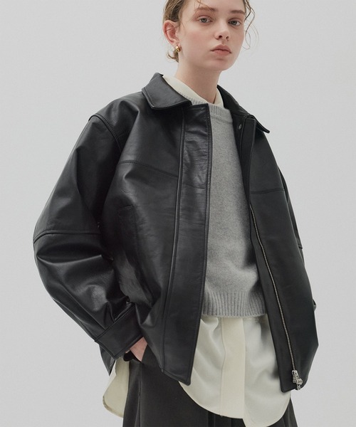 PUBLIC TOKYO（パブリックトウキョウ）の「【水牛本革】カーフレザーボクシージャケット（ライダースジャケット・レディース・ブラック・2/1）」の4枚目の写真