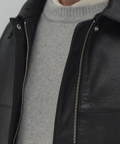 PUBLIC TOKYO（パブリックトウキョウ）の「【水牛本革】カーフレザーボクシージャケット（ライダースジャケット・レディース・ブラック・2/1）」の22枚目の写真