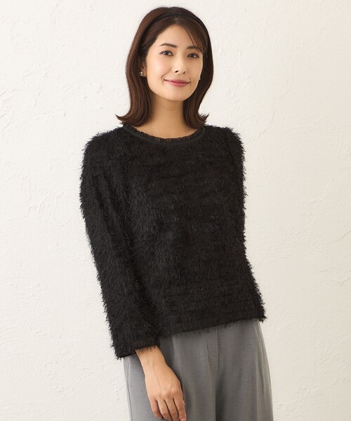 TO BE CHIC(トゥー ビー シック)の「フェザーチュール プルオーバー(シャツ/ブラウス・レディース・ブラック/オフホワイト・40/42)」の1枚目の写真