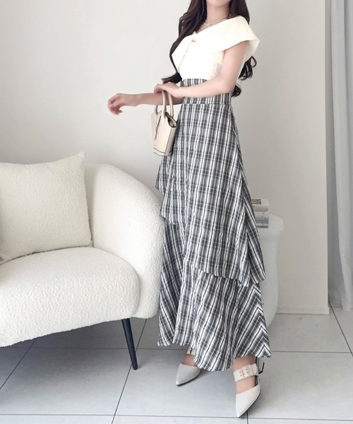 mily bilet（ミウィビレット）の「【mily bilet】ツイスト襟で小顔見え。カシュクールドッキングワンピース (ロング丈)（ワンピース・レディース・アイボリー系2/アイボリー系1・X-LARGE/SMALL/MEDIUM/LARGE）」の5枚目の写真