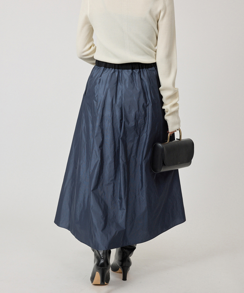 VERMEIL par iena（ヴェルメイユパーイエナ）の「《一部店舗限定》silk cotton ギャザーフレアースカート（スカート・レディース・ブラウン/チャコールグレー・FREE）」の5枚目の写真