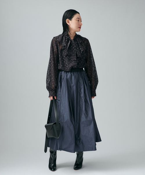 VERMEIL par iena（ヴェルメイユパーイエナ）の「《一部店舗限定》silk cotton ギャザーフレアースカート（スカート・レディース・ブラウン/チャコールグレー・FREE）」の10枚目の写真