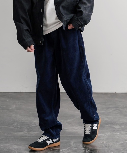 HUF（ハフ）の「HUF ハフ CROMER CORDUROY PANT ワンポイントロゴ刺繍入りコーデュロイテーパードワイドパンツ（その他パンツ・メンズ・サンドベージュ/ネイビー/ブラック・30/32/34）」の2枚目の写真