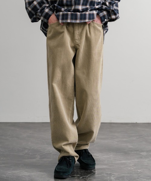 HUF（ハフ）の「HUF ハフ CROMER CORDUROY PANT ワンポイントロゴ刺繍入りコーデュロイテーパードワイドパンツ（その他パンツ・メンズ・サンドベージュ/ネイビー/ブラック・30/32/34）」の19枚目の写真