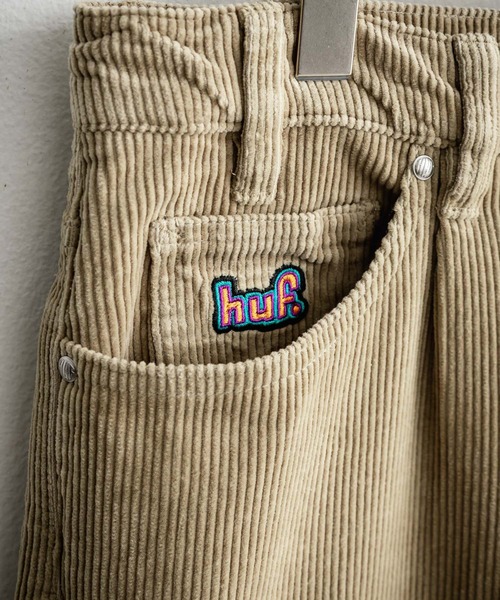 HUF（ハフ）の「HUF ハフ CROMER CORDUROY PANT ワンポイントロゴ刺繍入りコーデュロイテーパードワイドパンツ（その他パンツ・メンズ・サンドベージュ/ネイビー/ブラック・30/32/34）」の4枚目の写真
