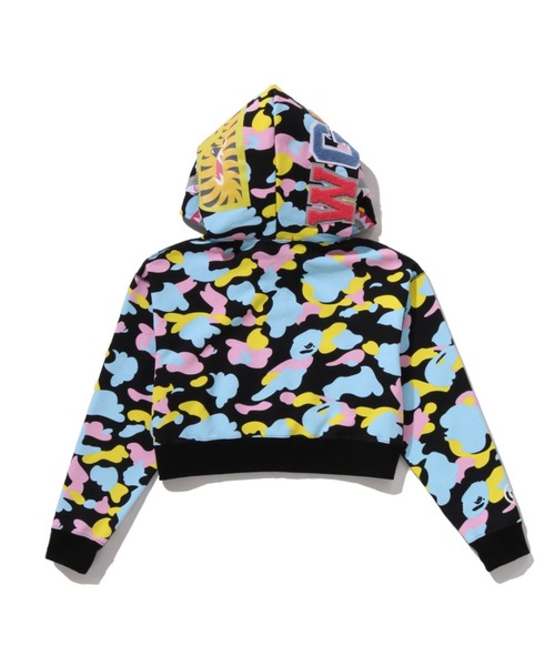 A BATHING APE（アベイシングエイプ）の「NEW MULTI CAMO SHARK CROPPED FULL ZIP HOODIE（パーカー・レディース・ブラック/ホワイト・SMALL/MEDIUM）」の6枚目の写真