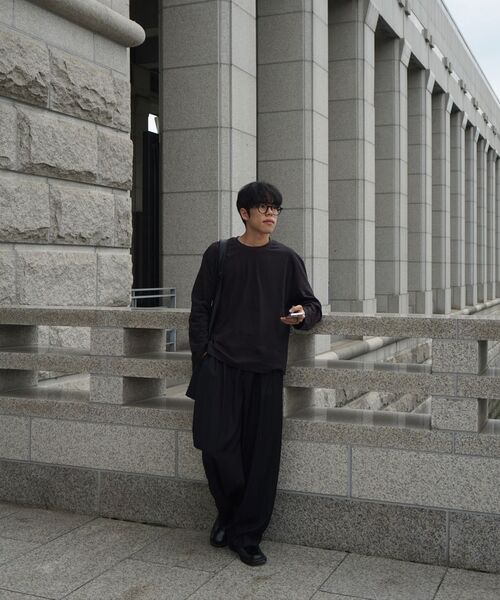 JUAN HOMME(ジュアンオム)の「クロップフィットコンパクトコットンロングスリーブ(チャコール)(Tシャツ/カットソー・メンズ・その他・LARGE/SMALL/MEDIUM)」の2枚目の写真