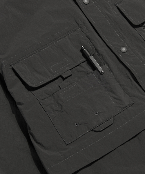 ESPIONAGE(エスピオナジ)の「Multi Pocket Angler Shirt Ink Black(シャツ/ブラウス・レディース・その他・MEDIUM/LARGE/X-LARGE)」の8枚目の写真
