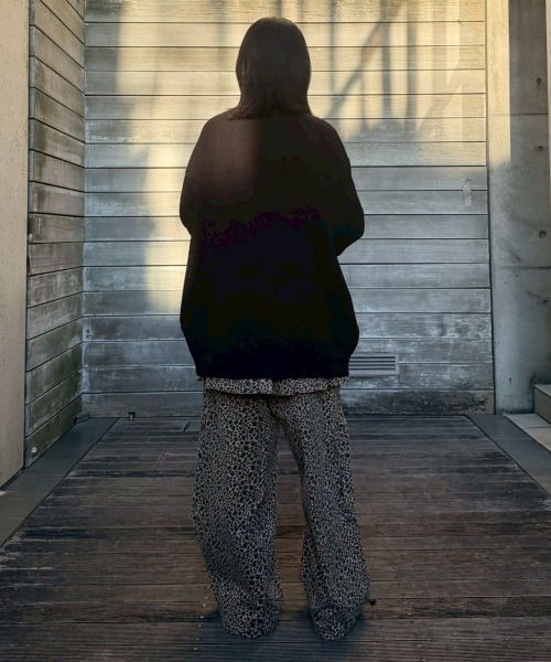 Candy Stripper（キャンディストリッパー）の「【クレヨンしんちゃん】チョコビ ニット（ニット/セーター・レディース・ブラック/ピンク/ライトグリーン・FREE）」の17枚目の写真