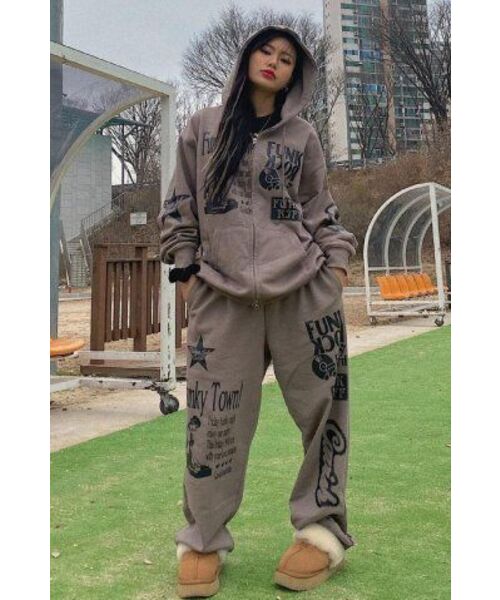 Cavish(カビシ)の「PICTORIAL SWEATPANTS ASH(CV2DSUPA02A)(その他パンツ・レディース・ライトグレー・SMALL/MEDIUM/LARGE)」の13枚目の写真