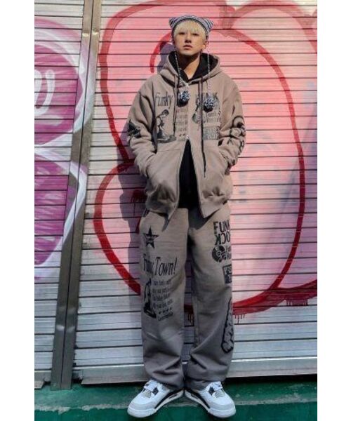 Cavish(カビシ)の「PICTORIAL SWEATPANTS ASH(CV2DSUPA02A)(その他パンツ・レディース・ライトグレー・SMALL/MEDIUM/LARGE)」の4枚目の写真