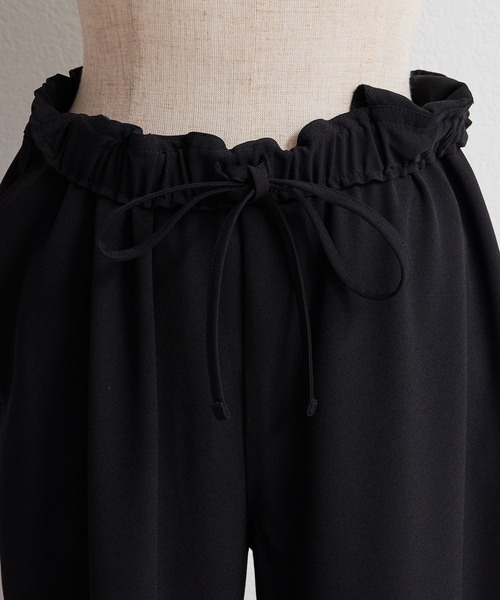 PUAL CE CIN（ピュアルセシン）の「【セットアップ対応】ストレッチジョーゼットインスリットパンツ（スラックス・レディース・ブラック/アイボリー・FREE）」の3枚目の写真