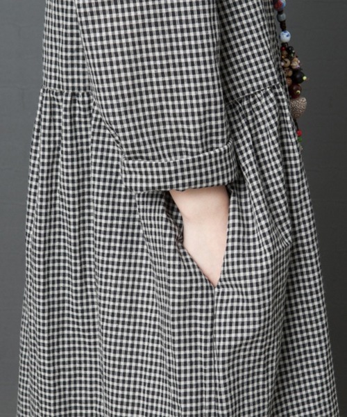 Flugge(フラッジー)の「ギンガムチェックワンピース(ワンピース・レディース・ブラック・MEDIUM/LARGE)」の4枚目の写真