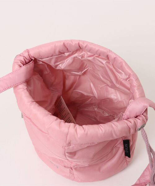 TAION（タイオン）の「BASIC DRAW STRING DOWN BAG S　DST01-S（ショルダーバッグ・メンズ・ピンク・FREE）」の5枚目の写真