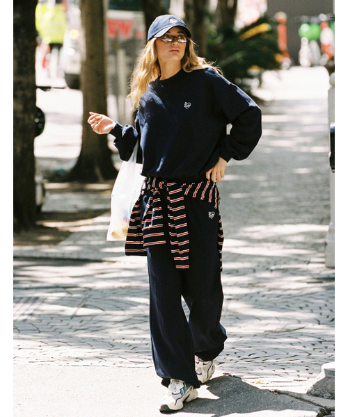 SURFEA（サーフィー）の「ALL-DAY SWEATPANTS_NAVY（スウェットパンツ・レディース・その他・SMALL/LARGE）」の4枚目の写真