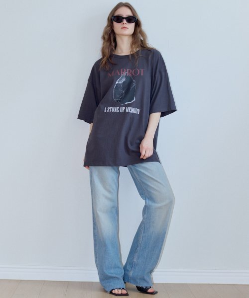 MARROT(マロット)の「ストーンオーバーサイズTシャツ_チャコール(Tシャツ/カットソー・レディース・その他・MEDIUM/LARGE)」の2枚目の写真
