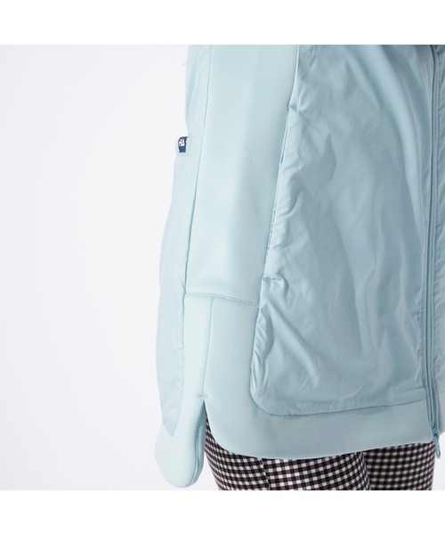 FILA GOLF(フィラゴルフ )の「【FILA GOLF:フィラゴルフ】レディースダウンベスト ゴルフ(ベスト・レディース・オフホワイト/ブラック/ブラウン系その他/ライトブルー・MEDIUM/LARGE/X-LARGE/XX-LARGE/SMALL)」の12枚目の写真