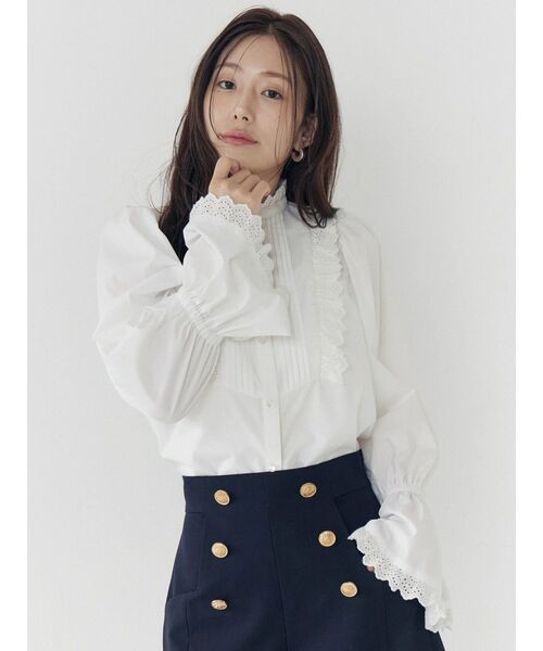 CALNAMUR（カルナムール）の「コットンフリルレースブラウス（シャツ/ブラウス・レディース・ホワイト/ブラック/その他1・FREE）」の2枚目の写真