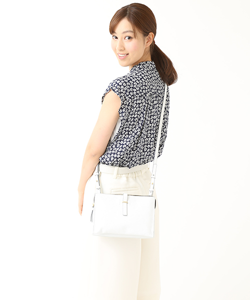 SAZABY（サザビー）の「LUT-01/ショルダー（ショルダーバッグ・レディース・ホワイト/ブラック/ベージュ・FREE）」の16枚目の写真