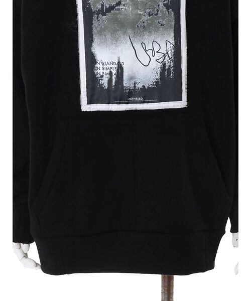 UN3D.（アンスリード）の「METALLIC PAINT HOODIE / メタリックペイントフーディー（パーカー・レディース・ブラック・38/44）」の8枚目の写真