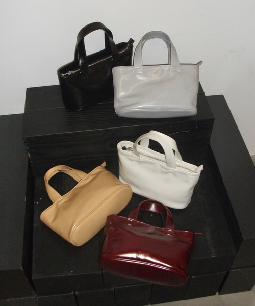 GIUNON（ジウノン）の「2way chain mini bag / 2wayチェーンミニバッグ（ショルダーバッグ・レディース・ホワイト/レッド/イエロー/ブラック/ブルーグレー・FREE）」の6枚目の写真