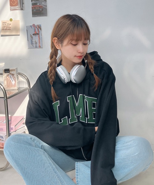 AS KNOW AS plus（アズノゥアズプラス）の「○Ｗジップとロゴパーカー【UNISEX ITEM】（パーカー・レディース・カモフラージュ/グレー系/チャコールグレー/ブラック系/アイボリー系1/ブラック系1/レッド系1/ネイビー系1・FREE）」の2枚目の写真