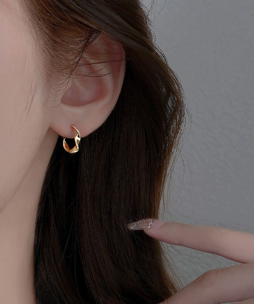 セール】ウェーブラインミニフープピアス（ピアス（両耳用））｜Rennet