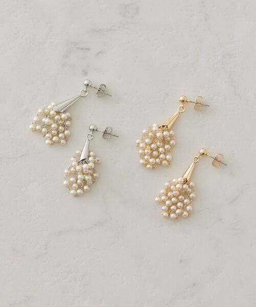 AMERICAN HOLIC（アメリカンホリック）の「パール ブーケピアス（ピアス（両耳用）・レディース・シルバー/ゴールド・FREE）」の5枚目の写真