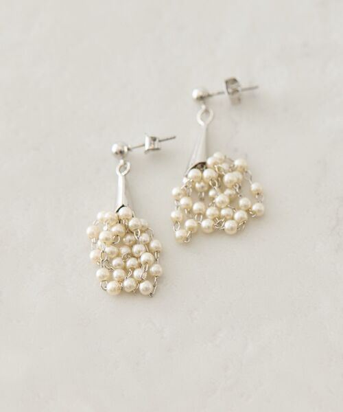AMERICAN HOLIC（アメリカンホリック）の「パール ブーケピアス（ピアス（両耳用）・レディース・シルバー/ゴールド・FREE）」の6枚目の写真