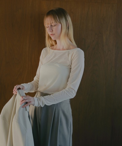 MANOF(マノフ)の「SHEER VELOUR TOPS(Tシャツ/カットソー・レディース・グレー/ブラック/ピンク/アイボリー・F)」の15枚目の写真