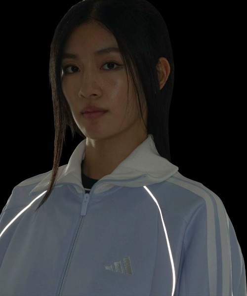 adidas(アディダス)の「アディダス adidas STSV トラックトップ(ジャージ・レディース・ブラック/オフホワイト/ブルー・M/L)」の5枚目の写真