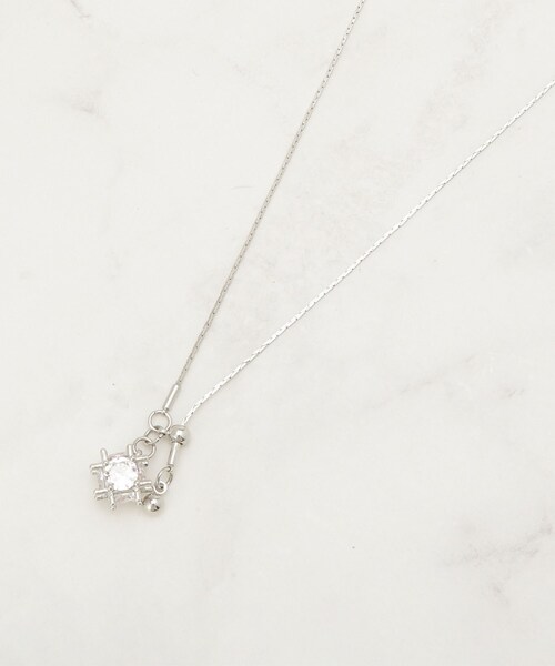 SHOO・LA・RUE（シューラルー）の「キュービックジルコニアネックレス（ネックレス・レディース・ゴールド/ピンクゴールド/シルバー・00）」の2枚目の写真