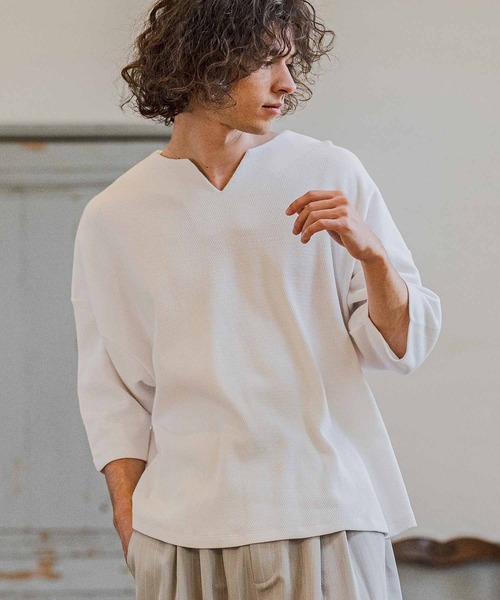 CAMBIO(カンビオ)の「mlt5595-Honeycomb Waffle Key Neck 3-4 Sleeve Cut sew 七分袖カットソー(S64226cmb)(Tシャツ/カットソー・メンズ・チャコールグレー/ブラック/ホワイト・S/M/L)」の2枚目の写真