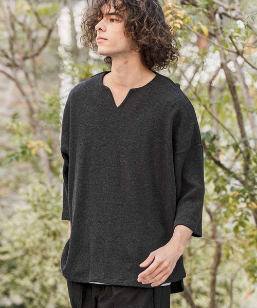 CAMBIO(カンビオ)の「mlt5595-Honeycomb Waffle Key Neck 3-4 Sleeve Cut sew 七分袖カットソー(S64226cmb)(Tシャツ/カットソー・メンズ・チャコールグレー/ブラック/ホワイト・S/M/L)」の5枚目の写真