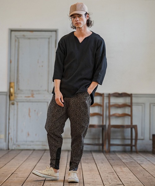 CAMBIO(カンビオ)の「mlt5595-Honeycomb Waffle Key Neck 3-4 Sleeve Cut sew 七分袖カットソー(S64226cmb)(Tシャツ/カットソー・メンズ・チャコールグレー/ブラック/ホワイト・S/M/L)」の14枚目の写真