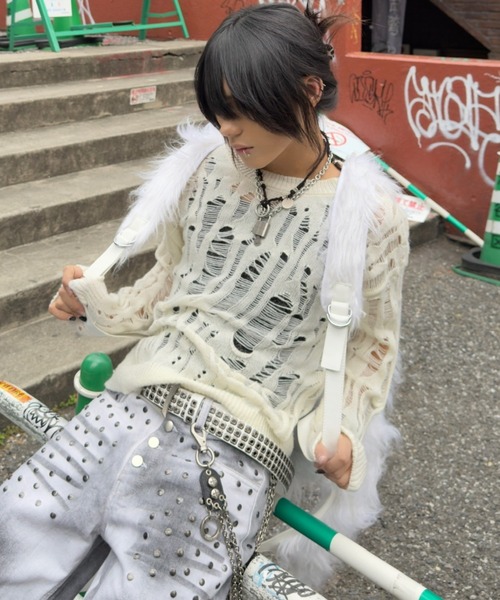 Never mind the XU(ネバーマインドザエックスユー)の「【Never mind the XU】damage loose knit / 【ネバーマインド ザ エックスユー】オーバーサイズダメージルーズニット <着用動画あり>(ニット/セーター・メンズ・ブラック/アイボリー・L)」の1枚目の写真