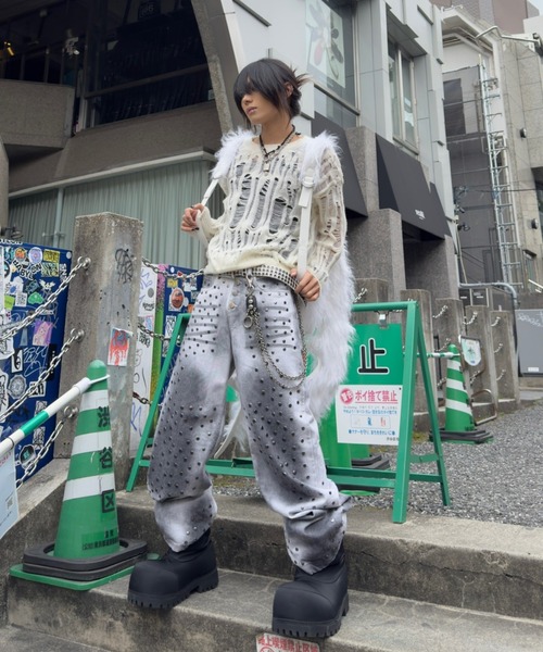 Never mind the XU(ネバーマインドザエックスユー)の「【Never mind the XU】damage loose knit / 【ネバーマインド ザ エックスユー】オーバーサイズダメージルーズニット <着用動画あり>(ニット/セーター・メンズ・ブラック/アイボリー・L)」の11枚目の写真