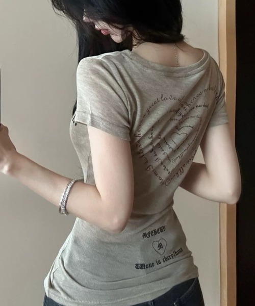 ViViDAY(ビビデー)の「バックハート柄 透けショートtシャツ(Tシャツ/カットソー・レディース・ベージュ・M)」の12枚目の写真
