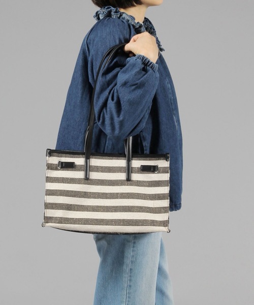 Elura（エルーラ）の「＜kakatoo＞スクエアーボーダートート/633025（トートバッグ・レディース・ネイビー/ブラック・FREE）」の3枚目の写真