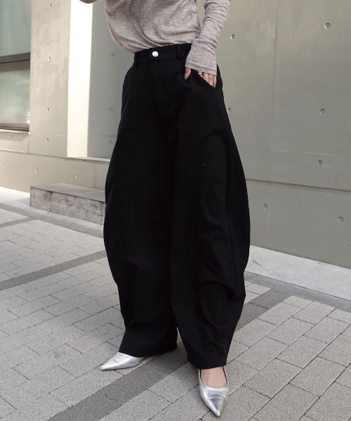 CORNERS(コーナーズ)の「ツイルバレルレッグパンツ(その他パンツ・レディース・ブラック/ベージュ・M/S/L)」の5枚目の写真