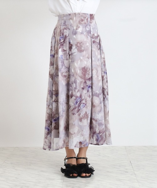 ASTORIA ODIER（アストリアオディール）の「オパール花柄フレアスカート（スカート・レディース・ラベンダー/ライトグレー・MEDIUM/SMALL/LARGE）」の3枚目の写真