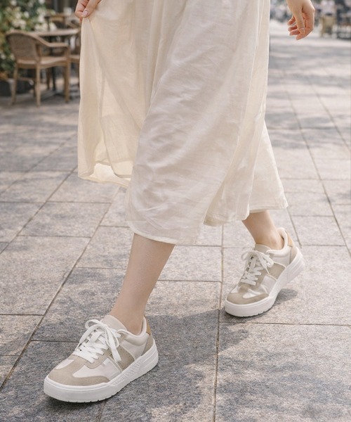 moz(モズ)の「【MOZ LAGOM】モズ ローゴン 厚底・プラットフォーム 高クッションスニーカー(スニーカー・レディース・タン/サックスブルー・24.5cm/25.0cm/22.5cm/23.0cm/23.5cm/24.0cm)」の1枚目の写真