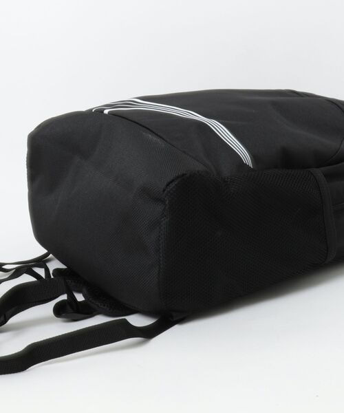 PUMA（プーマ）の「《PUMA》PUMA FUNDAMENTAL バックパック（バックパック/リュック・メンズ・ネイビー/ピンク/ブラック/グレー・フリー）」の6枚目の写真