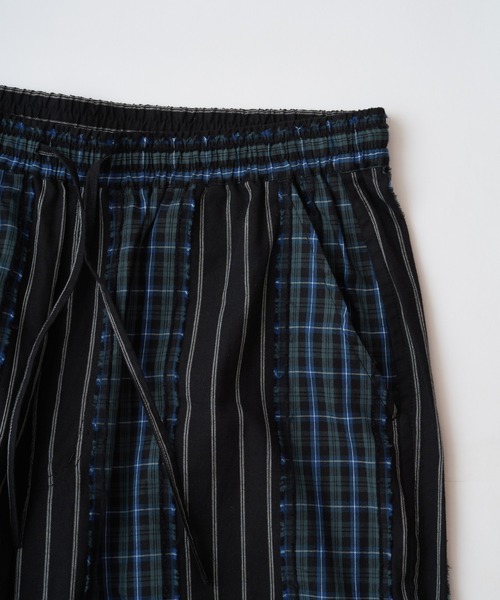 ADAM PATEK（アダムパテック）の「ADAMPATEK/jacquard check-stripe easy pants/チェックｘストライプジャガードイージーパンツ(AP2618016)（その他パンツ・レディース・ブラック/ホワイト・2/1）」の4枚目の写真