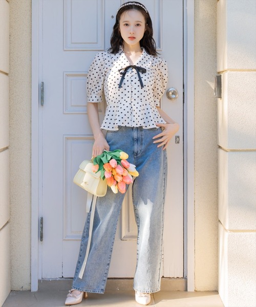 WILLSELECTION(ウィルセレクション)の「ビジューポケットワイドデニムパンツ(デニムパンツ・レディース・ブルー/ライトブルー・SMALL/MEDIUM)」の3枚目の写真