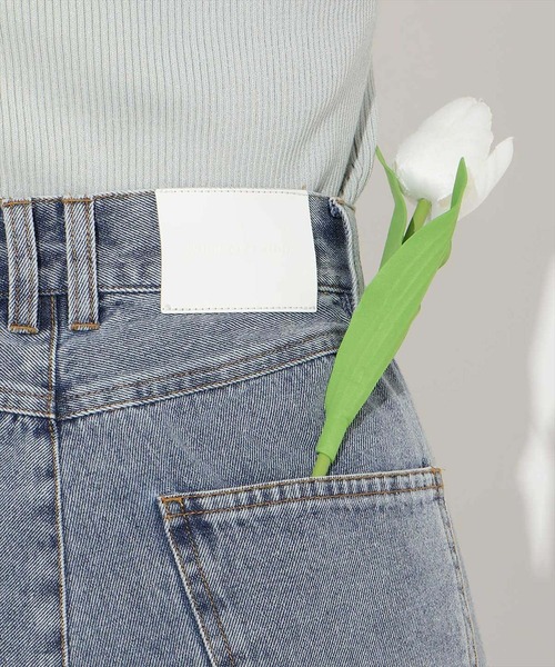 WILLSELECTION(ウィルセレクション)の「ビジューポケットワイドデニムパンツ(デニムパンツ・レディース・ブルー/ライトブルー・SMALL/MEDIUM)」の12枚目の写真