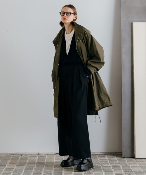 CREDONA（クレドナ）の「SUPER 120s FINE WOOL V NECK KNIT/スーパーファインウールネックニット（Tシャツ/カットソー・レディース・ブラック/アイボリー/グレー・FREE）」の14枚目の写真