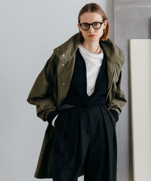 CREDONA（クレドナ）の「SUPER 120s FINE WOOL V NECK KNIT/スーパーファインウールネックニット（Tシャツ/カットソー・レディース・ブラック/アイボリー/グレー・FREE）」の12枚目の写真